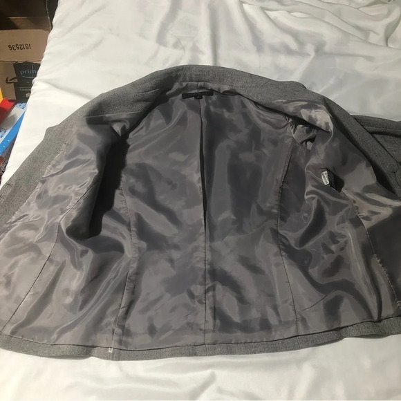 Anne Klein Blazer - Grey - 3 Button Front Shoulder Pads  Size 8 - Picture 4 of 10